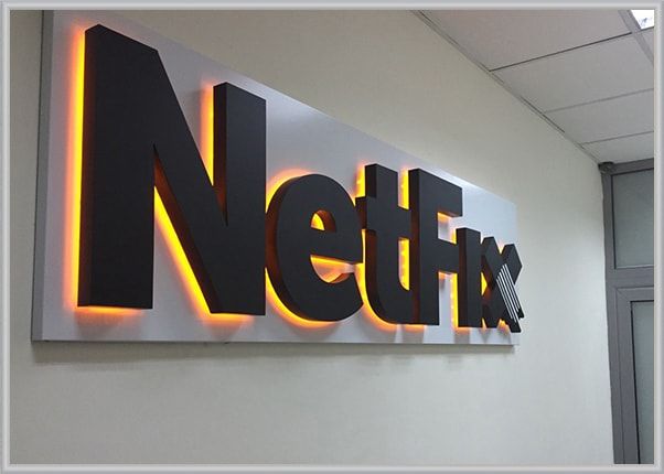 NETFLIX RAISED 3D