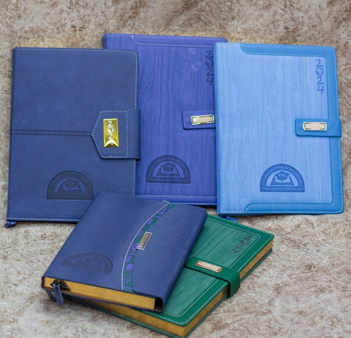 CUstomised Diaries